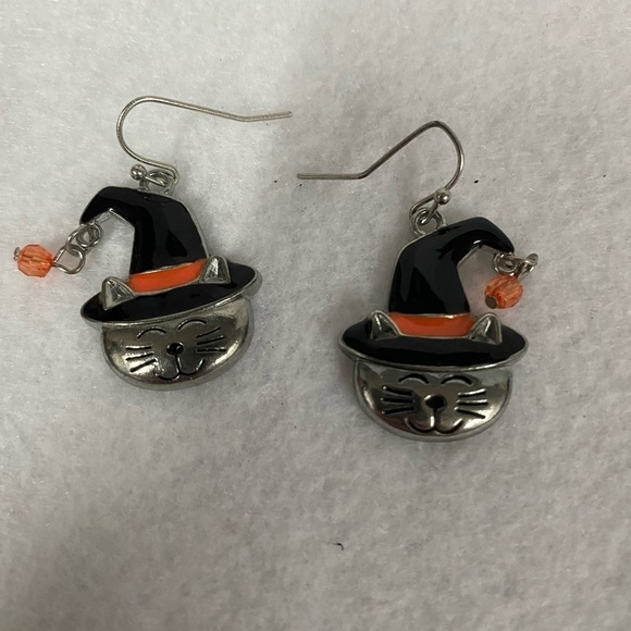Halloween Cat Dangle Earrings (DH) - Picture 4 of 7